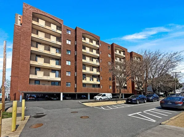 39 Parlin St APT 304, Everett, MA 02149