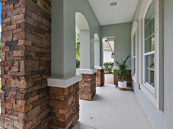 5th image of 32 MAGNOLIA SHOALS Way