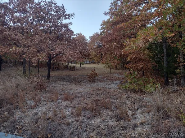 76 W Hickory Dr, Sand Springs, OK 74063