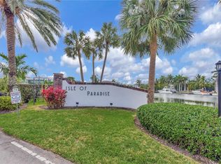 440 Paradise Isle Blvd APT 109, Hallandale, FL 33009