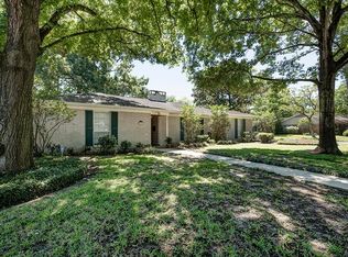 7023 Northampton Way, Houston, TX 77055