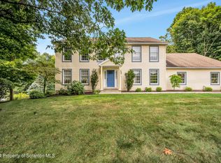 205 Stoney Creek Rd, Clarks Summit, PA 18411