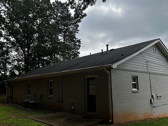 2nd image of 3177 Sarah Lou Dr