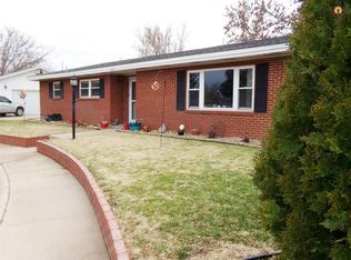225 Floyd Golden Cir, Portales, NM 88130