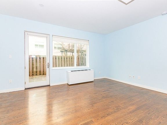 5th image of 1209 Dekalb Ave #2A