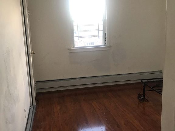 4th image of 149-64 Elm Ave Floor 3