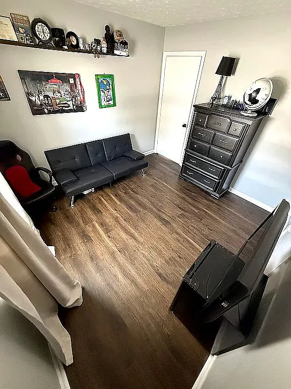 3 bed, 1092 sqft, $1,400 — Photo 2