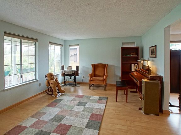 4th image of 13306 117th Street Ct E