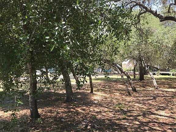 4th image of 8 Old Cottage Beach Dr