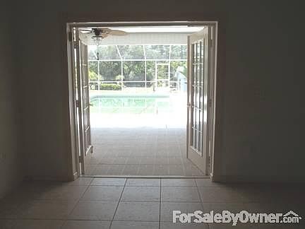 4th image of 748 Alcazar Ave