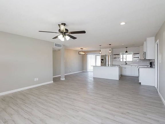 5th image of 3732 W Purdue Ave #1