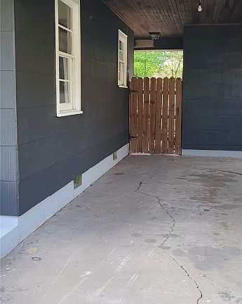 4th image of 120 W Missouri St