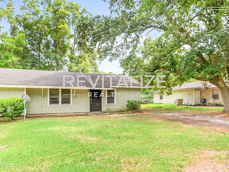 1815 Ogburn Avenue (Duplex) — Photo 6