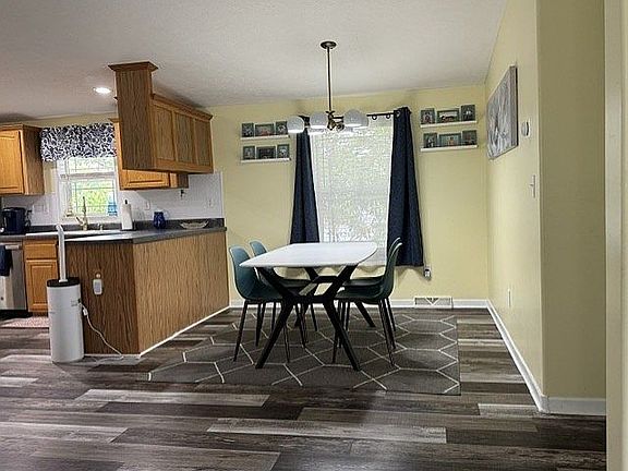 5th image of 5508 Percheron Pl SE