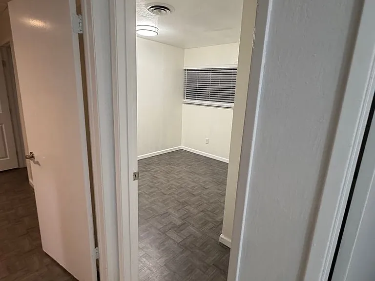 2617 Auburn Ct — Photo 19