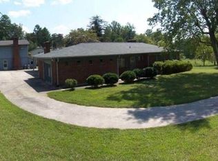 184 Wildwood Rd, Lenoir, NC 28645