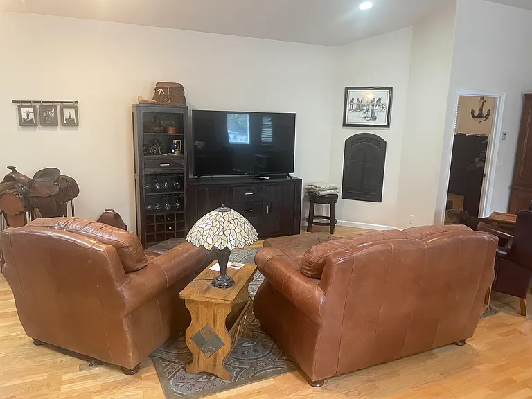 1388 Face Rock Rd — Photo 4