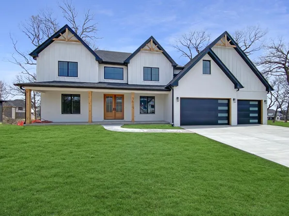 9530 Tall Grass Trl, Saint John, IN 46373