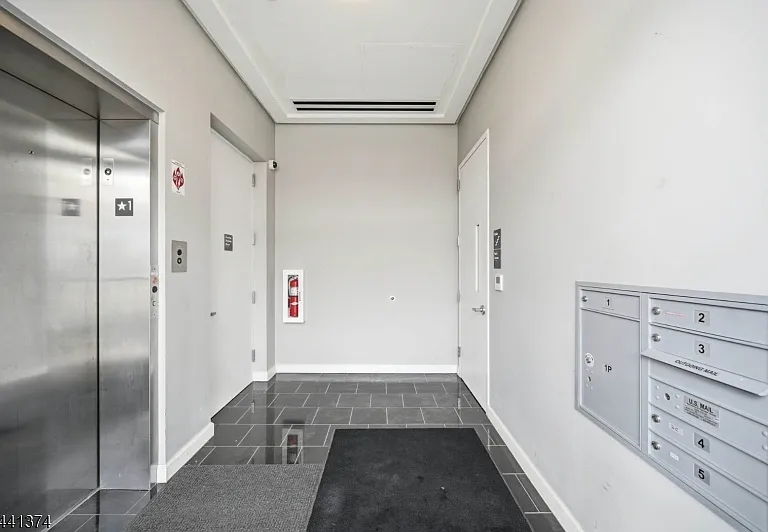 271 Millburn Ave #2A — Photo 3