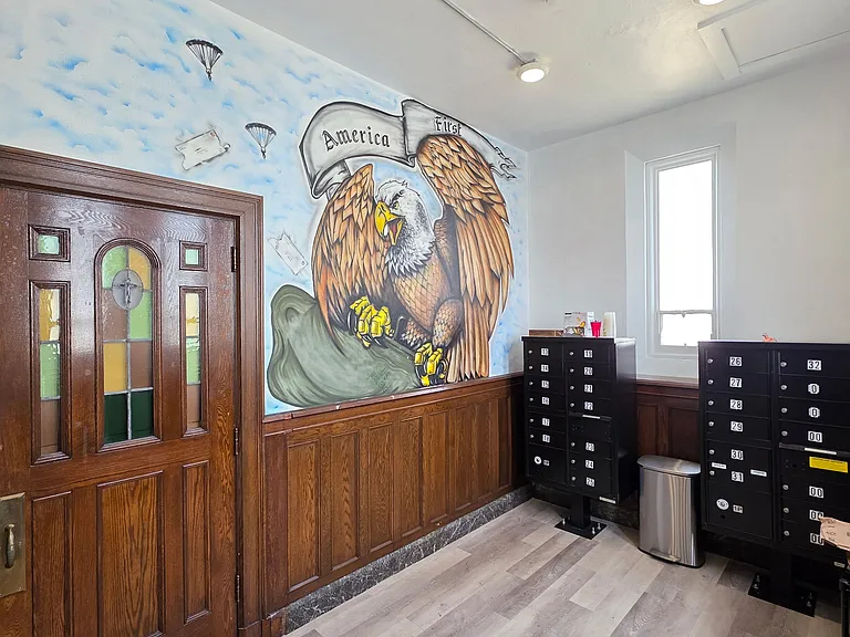401 Olo Street - Former Church Parish Converted In Luxury Apartments! — Photo 47