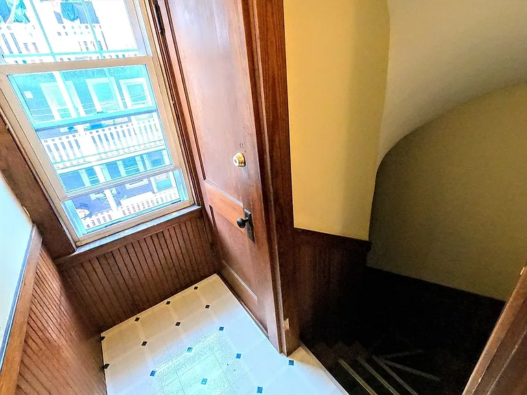 22 Roseway St #2 — Photo 33