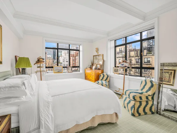 44 East 67th Street image 6 of 10