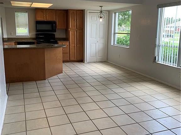 2nd image of 5031 SW 16th Pl #102