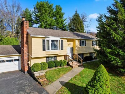 12 Greenwood Avenue, Essex Junction, VT, 05452