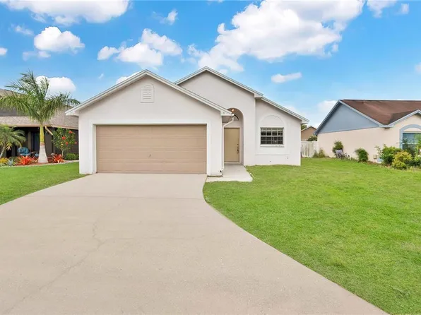 2051 Sarah Louise Dr, Brandon, FL 33510