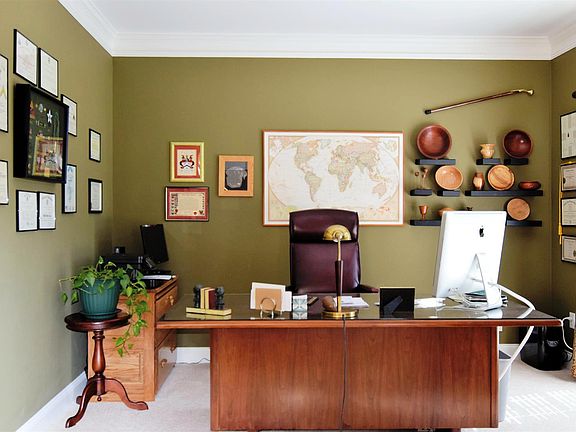 Formal Living Rm/Study