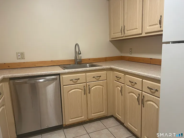 37 Greenwich Ave #2-6 — Photo 10