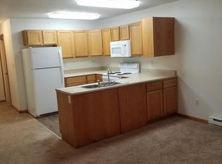26529 Dutch Settlement St APT 16, Dowagiac, MI 49047