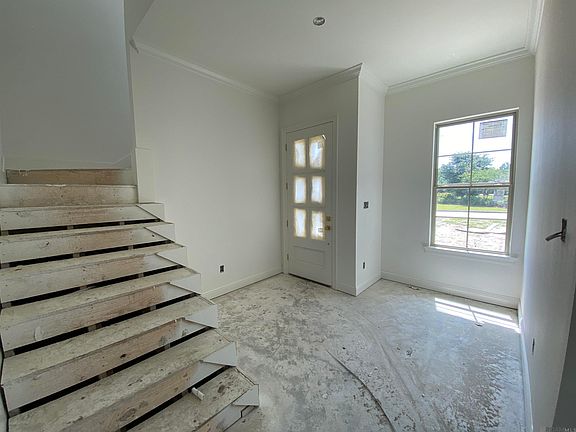 2nd image of 162 Lake Hudson Cir