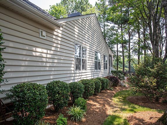 3rd image of 40 Wood Pointe Dr Unit 50