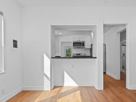 5th image of 2340 Union St #2340