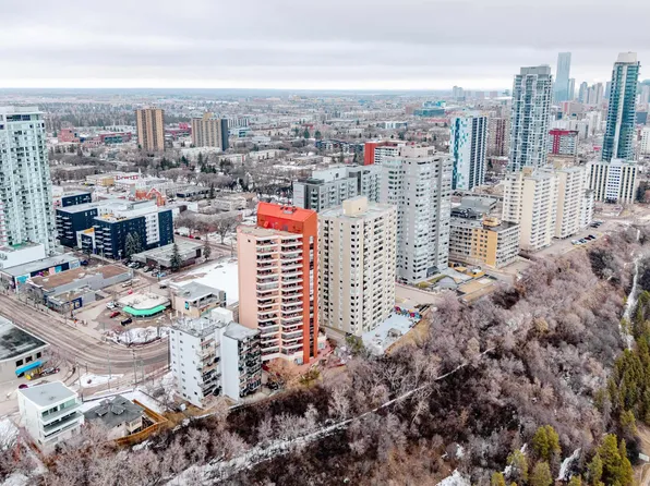 12303 Jasper Ave NW #803, Edmonton, AB T5N 3K7