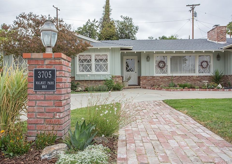 2nd image of 3705 Walnut Park Way