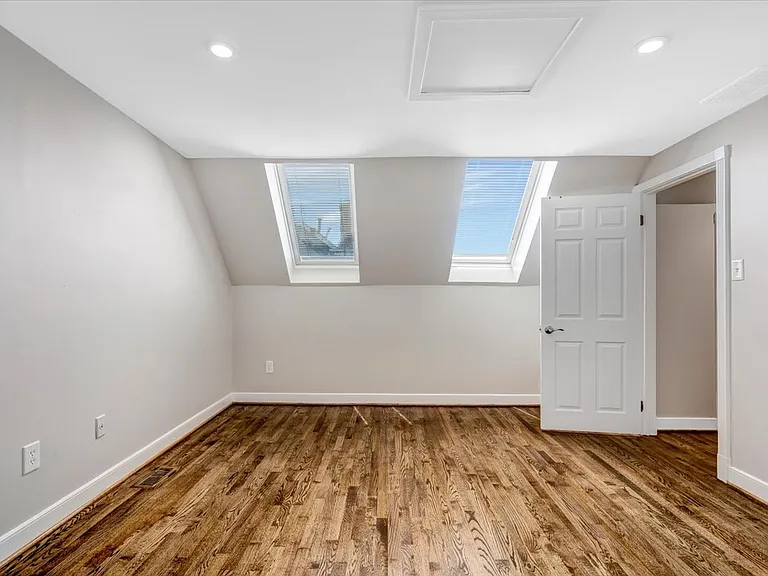 303 S Union St — Photo 53