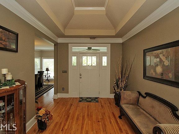 4th image of 3260 Garmon Dr