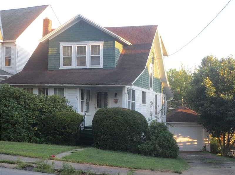 1st image of 452 E Market St