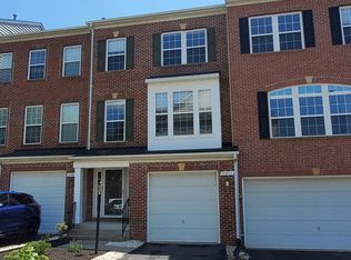 11451 Fogarty Ct, Fairfax, VA 22030