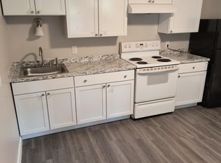 682 Beech St APT 2, Manchester, NH 03104