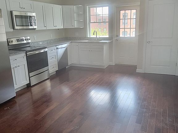 5th image of 65 Princeton St #522