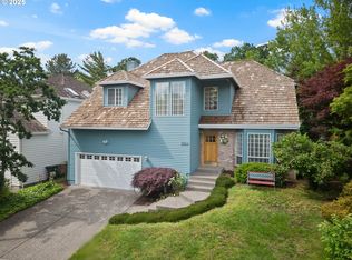 5153 Greensborough Ct, Lake Oswego, OR 97035