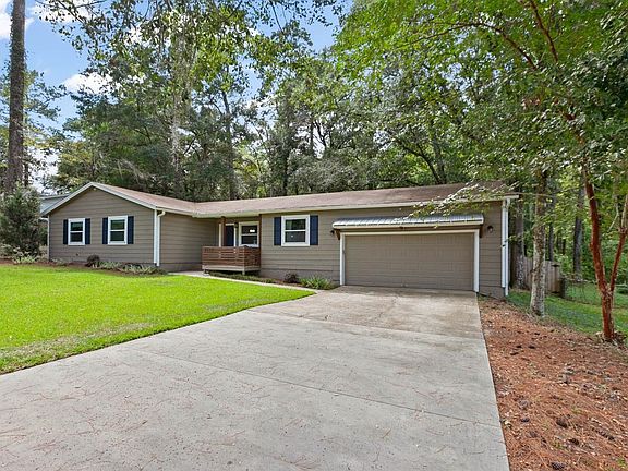 2nd image of 2210 Yaupon Dr