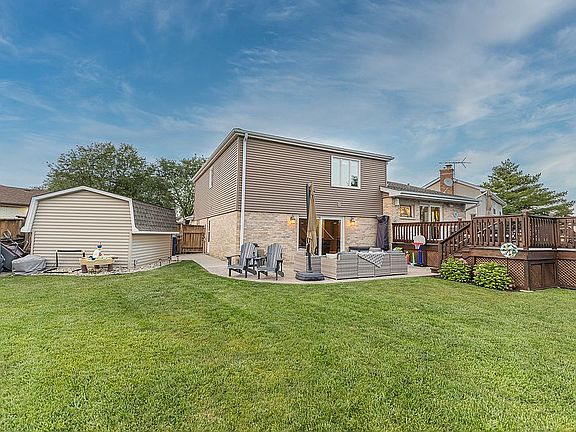 3rd image of 1516 Heather Ln