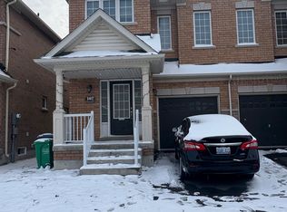 102 Lanark Cir E #BASEMENT, Brampton, ON L6X 5L4