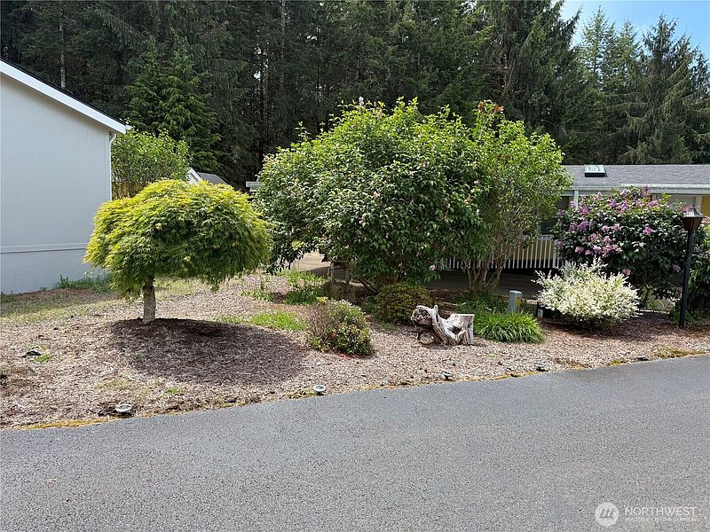 3rd image of 77 Clemons Road #105