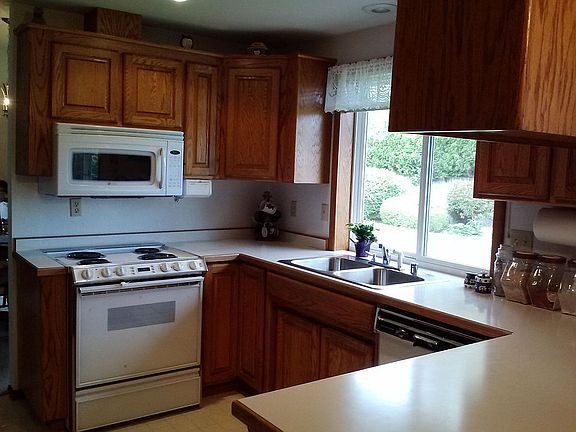 5th image of 2302 W 41st Ave