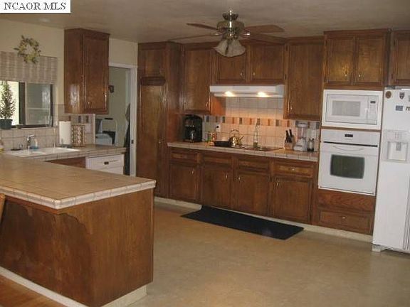 5th image of 12201 Alta Sierra Dr